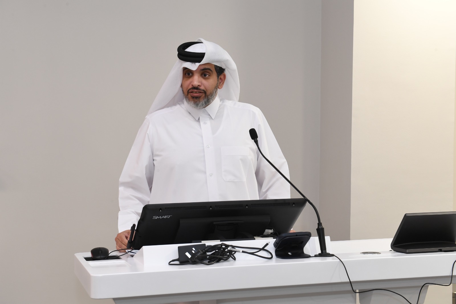 c14958e6-5f2a-41ab-a14a-fe8d03d6c7b1